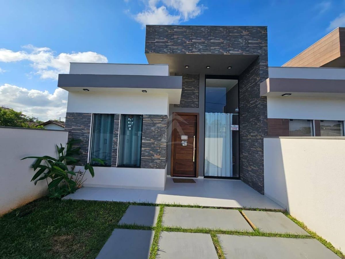Casa, 3 quartos sendo 1 suíte, barra do sai