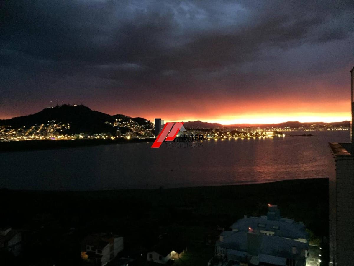 Cobertura vista para o mar venda João Paulo Florianópolis