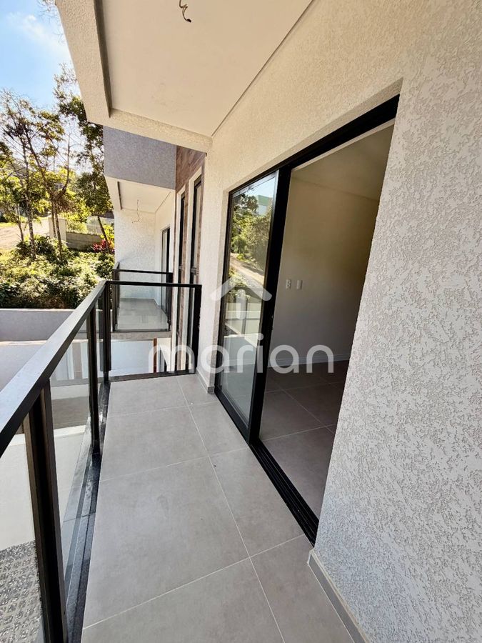 Sobrado com 2 quartos, Praia Grande - Penha