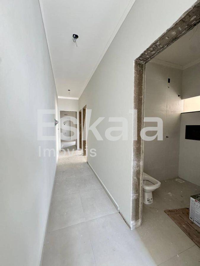 Casa geminada com 01 suíte + 02 quartos escolinha - guaramirim