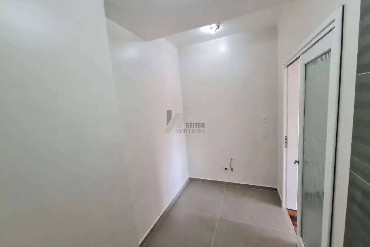 Apartamento 4 dormitórios suite venda Centro Florianópolis