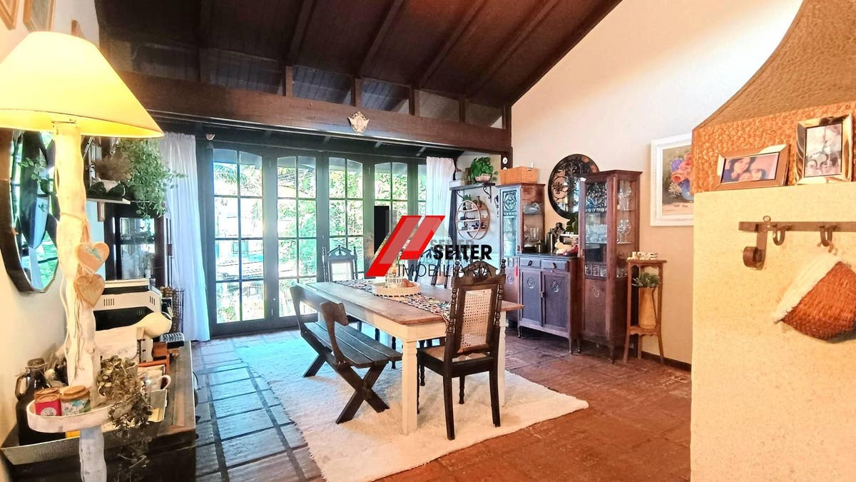 Casa comercial a venda em Canasvieiras norte de Florianópolis