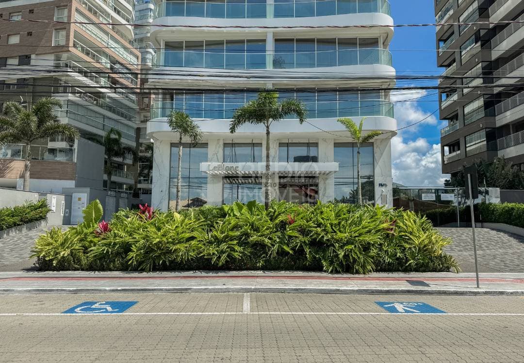 Apartamento de 3 quartos, 173m² | Eu Corretor