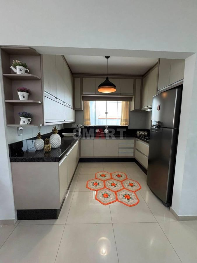 Casa Mobiliada no Rau com uma Suíte e 2 Quartos