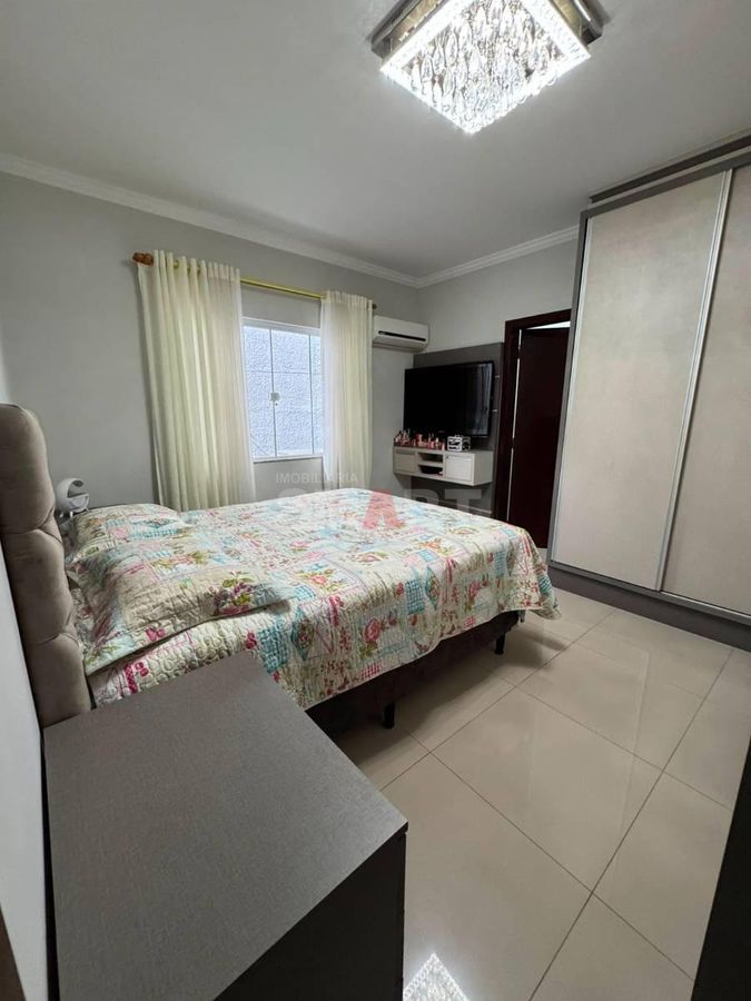 Casa Mobiliada no Rau com uma Suíte e 2 Quartos