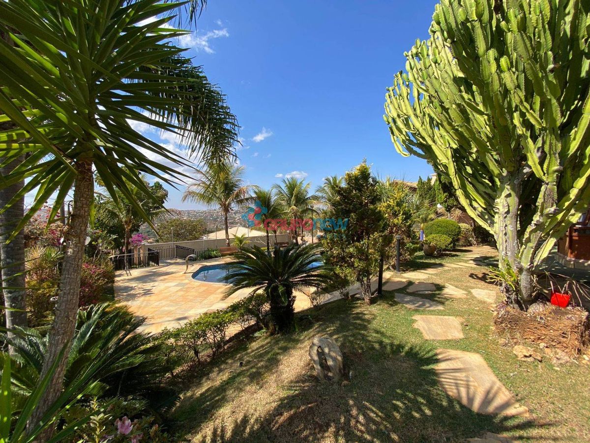 Casa com 6 quartos à Venda, Recanto da Lagoa - Lagoa Santa