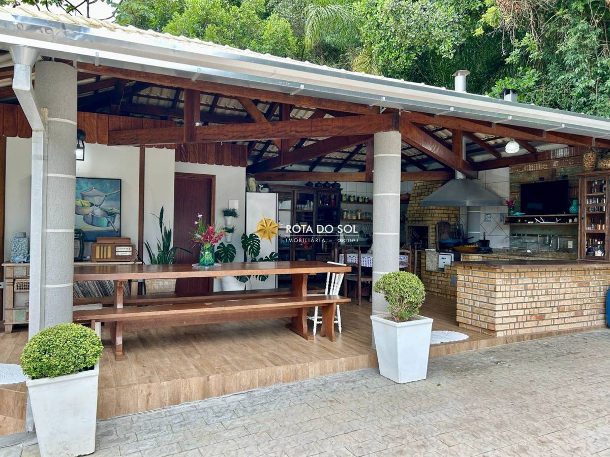 Casa de praia com piscina 5 quartos à venda Praia Centro Bombinhas SC - 34