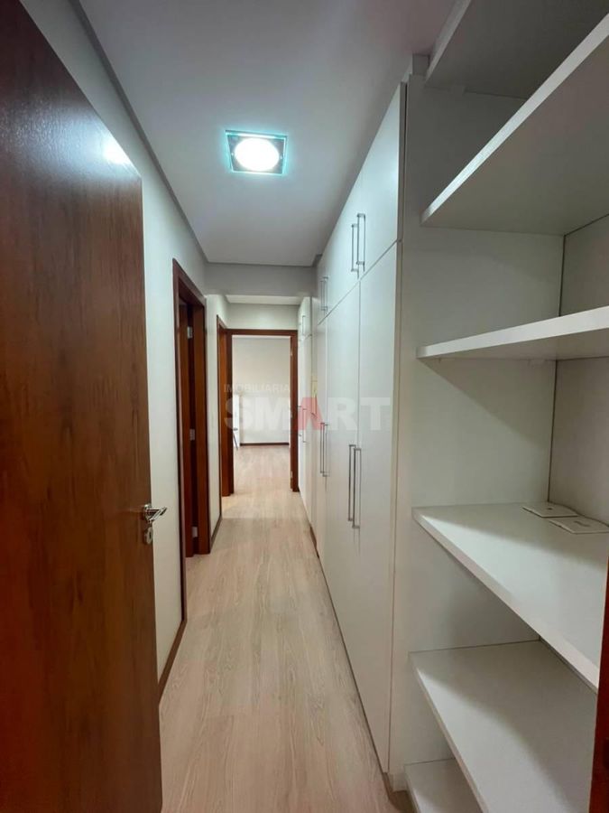 Apartamento Mobiliado no Centro com Elevador