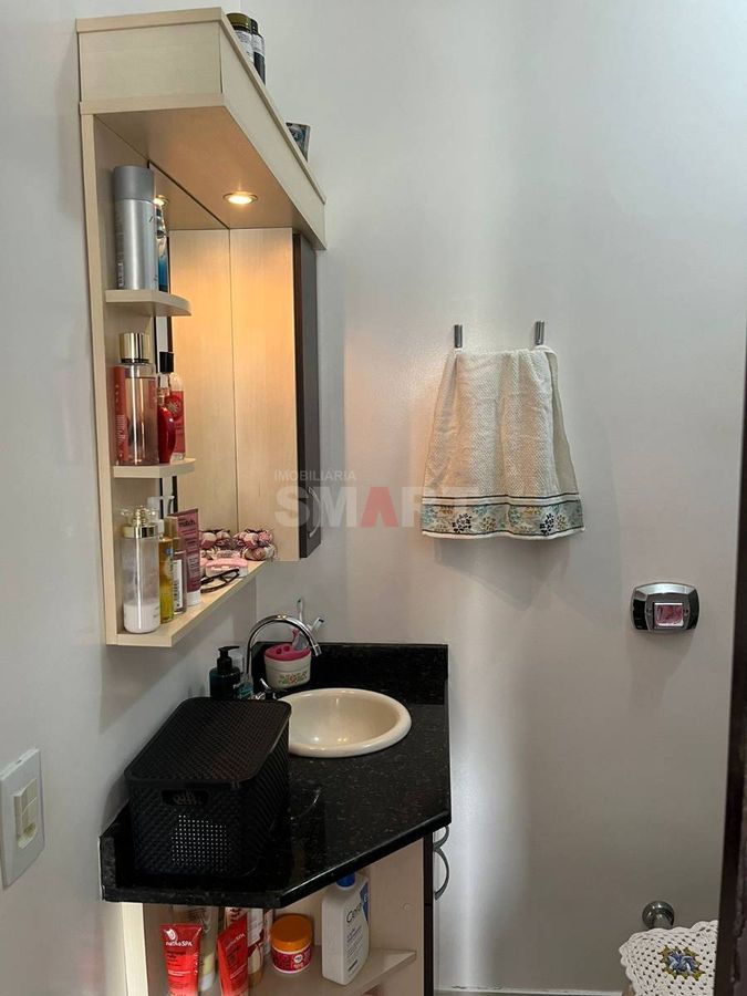 Casa com 1 Suíte e 2 Quartos no Bairro Rau