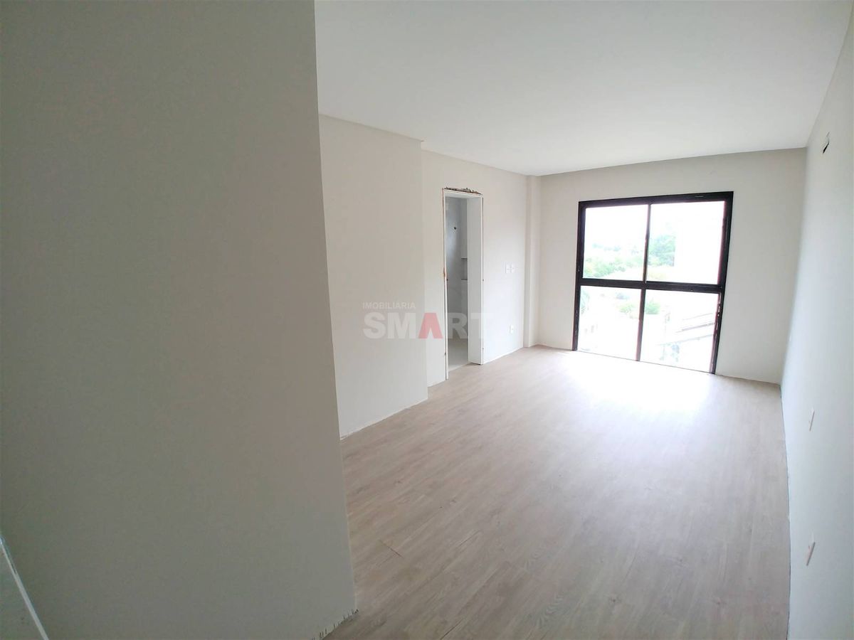 Apartamento com 3 Suítes à Venda no Jaraguá Esquerdo