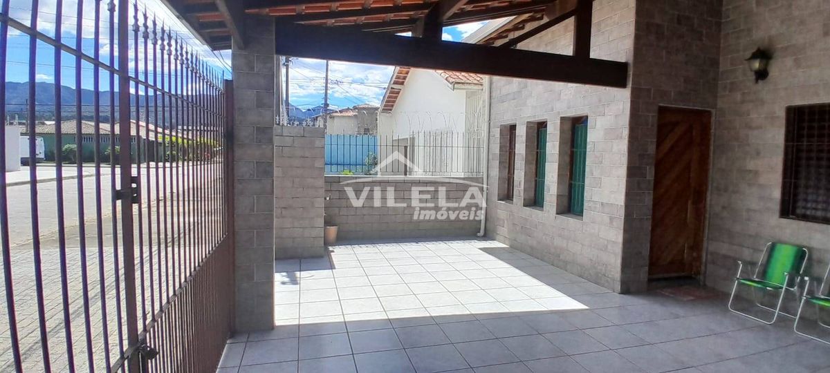 Casa térrea ótima localização bairro indaiá-caraguatatuba-sp