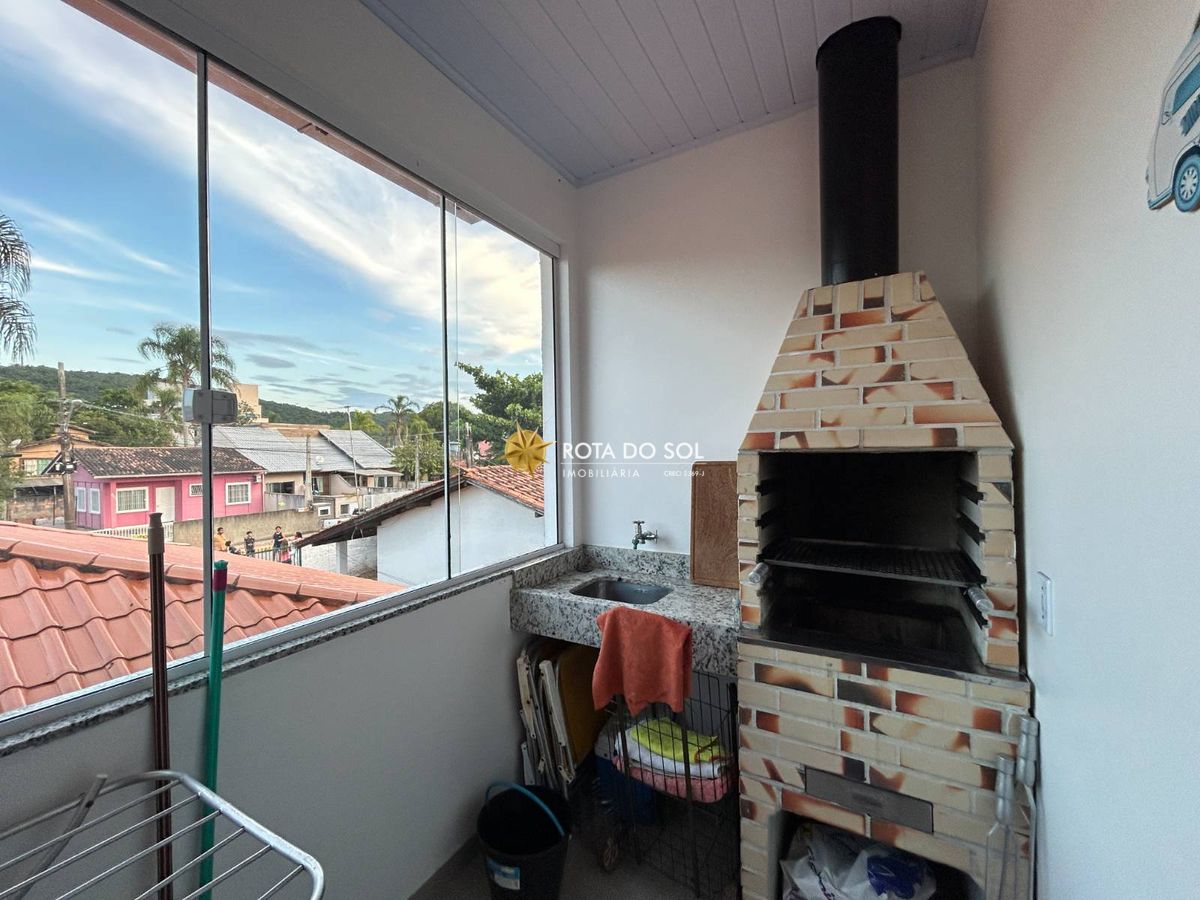 Casa e residencial à venda Praia Bombas Bombinhas SC — foto 14