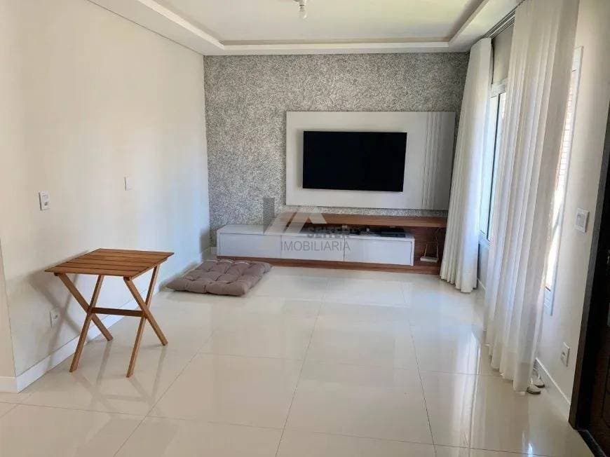 Casa 3 Dormitórios para Venda no Cachoeira do Bom Jesus Florianópolis