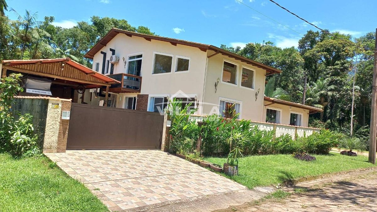 Casa com 4 quartos à Venda, Mar Verde - Caraguatatuba.