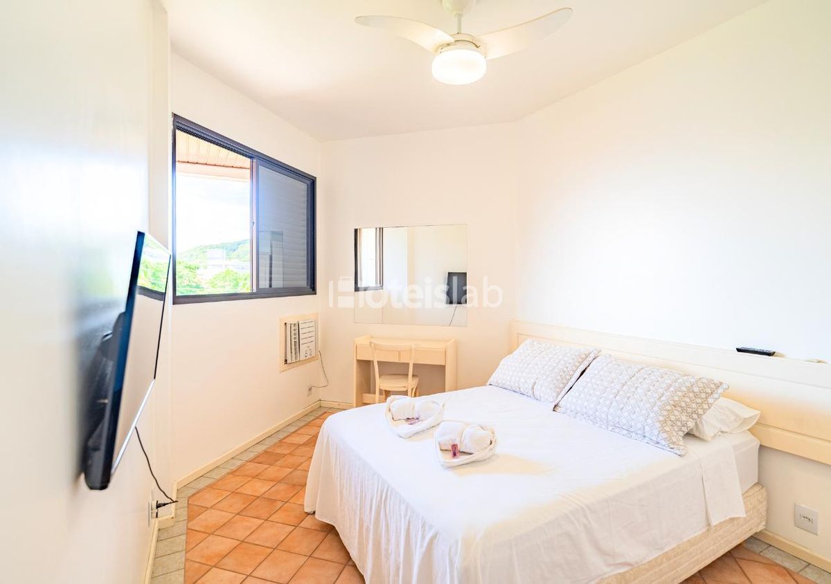 Apartamento de um quarto no Merit Plaza