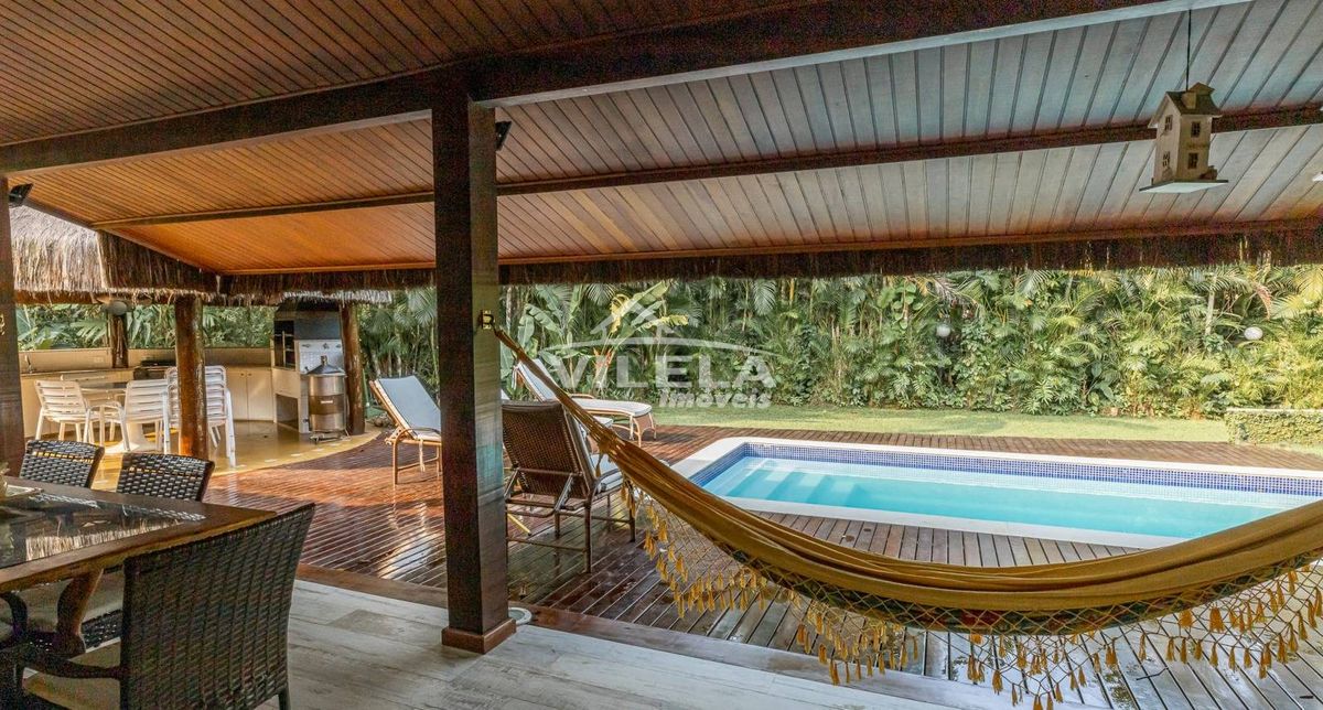 Casa na praia do pulso em ubatuba-sp