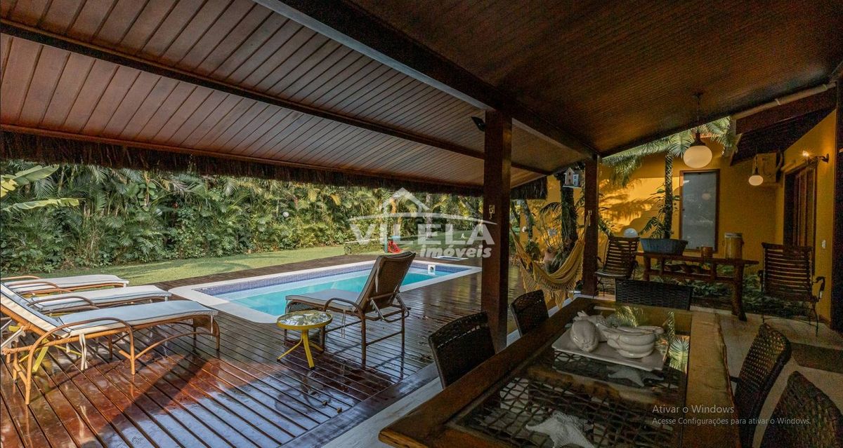 Casa na praia do pulso em ubatuba-sp