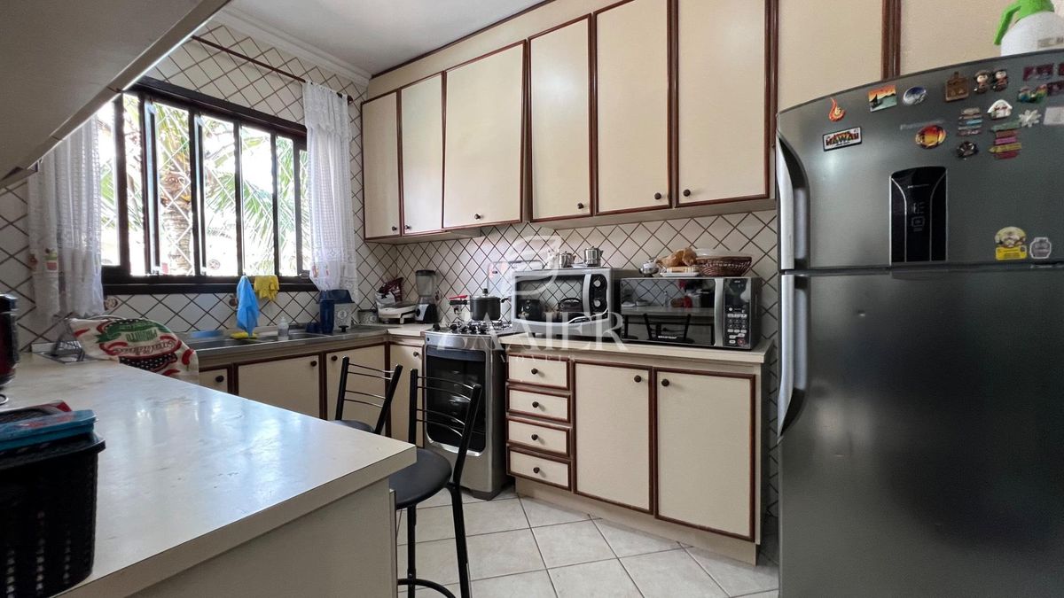 Casa com 3 quartos, Glória - Joinville