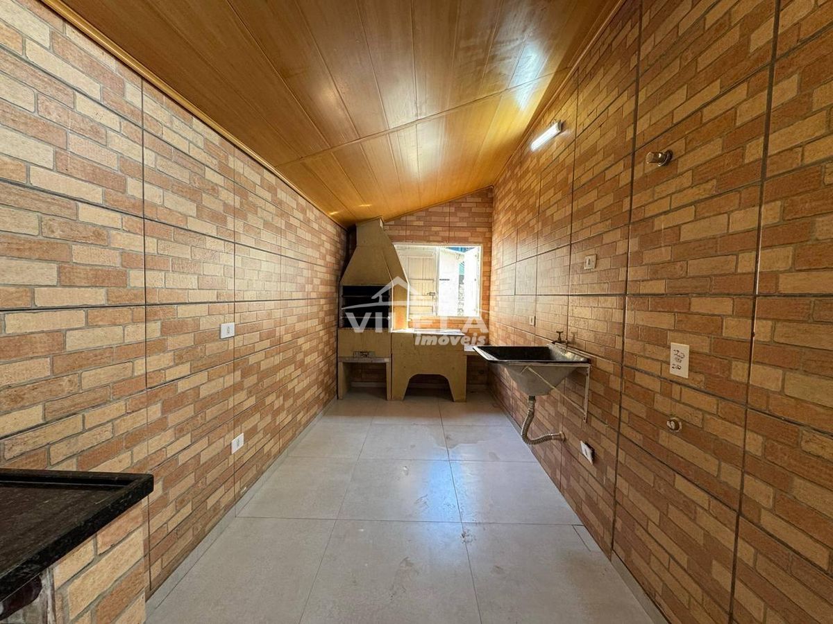 Casa à poucos metros da praia bairro porto novo-caraguatatuba-sp