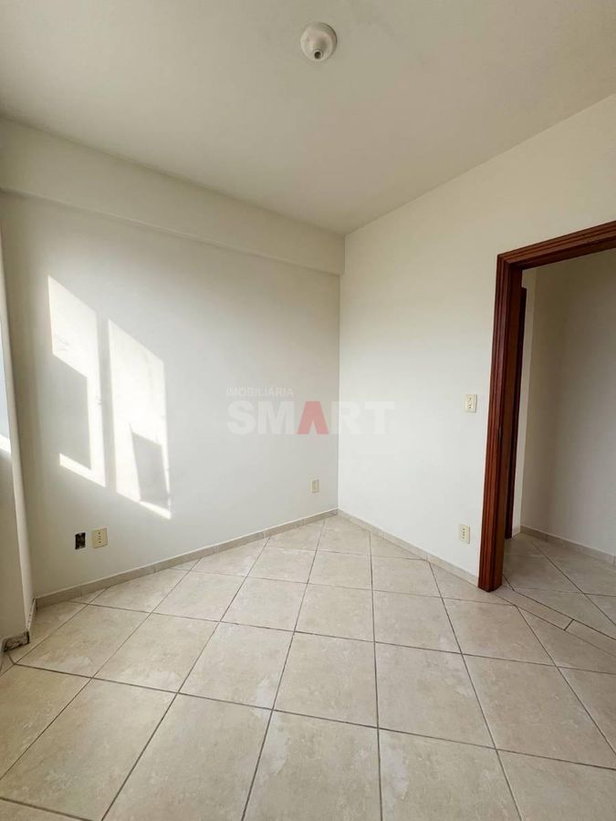 Apartamento com 1 Suíte + 2 Quartos Próximo à Via Verde