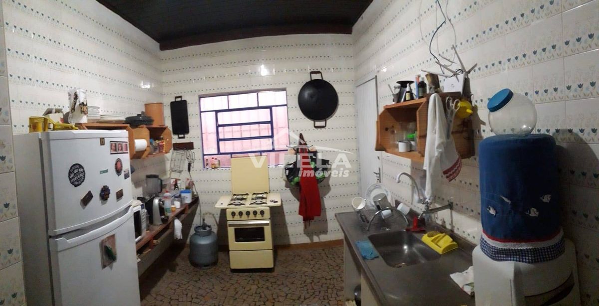 Casa de esquina -indaiá- caraguatatuba-sp