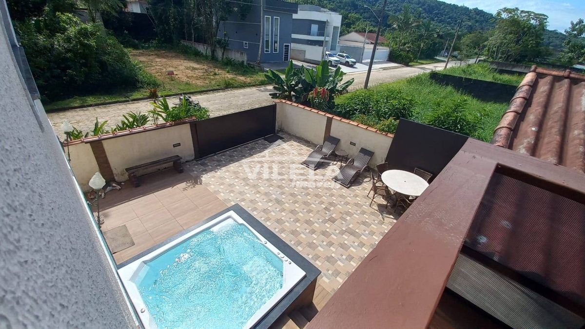 Casa com 4 quartos à Venda, Mar Verde - Caraguatatuba.