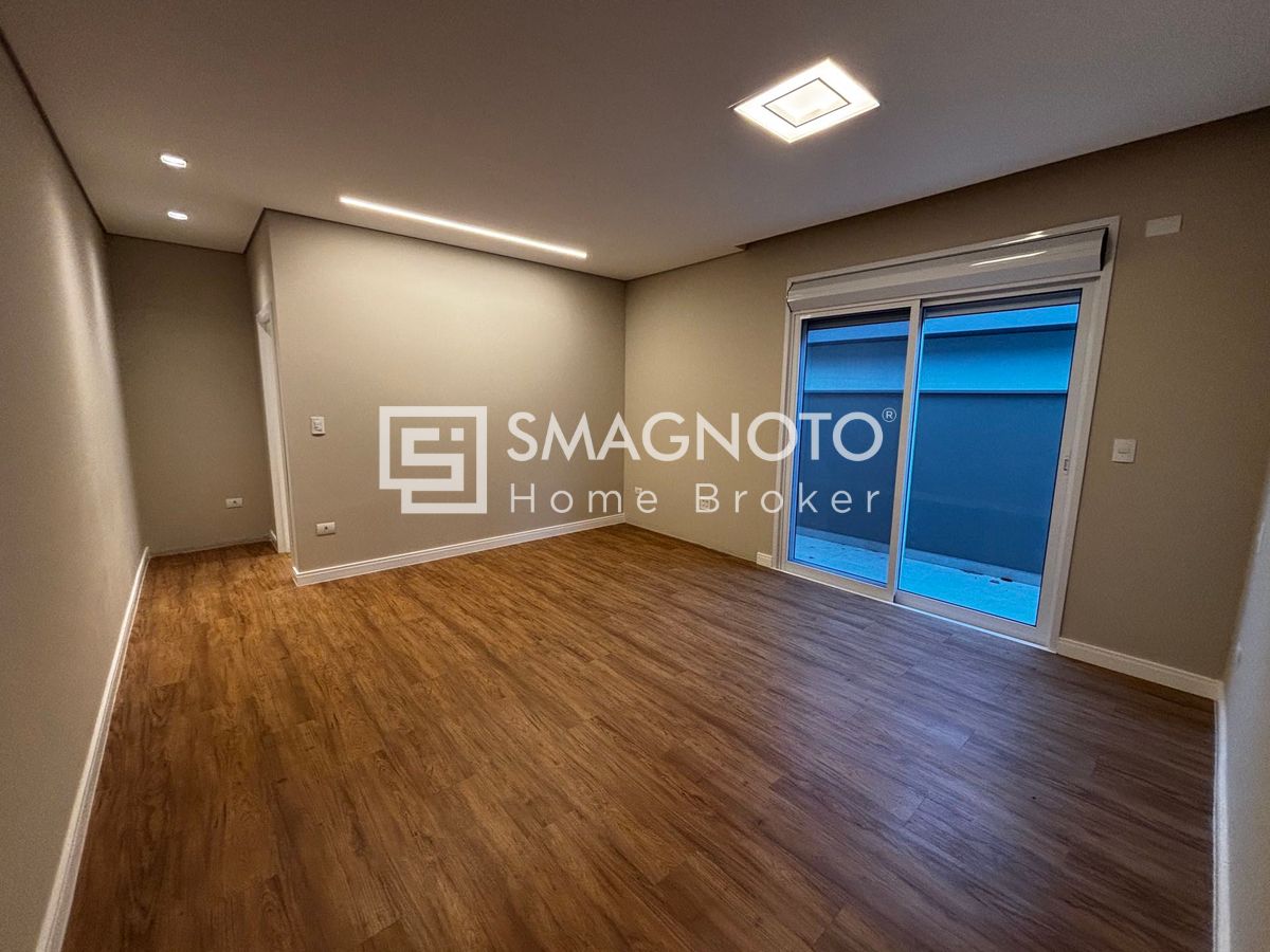 Casa Térrea de Alto Padrão à Venda no Damha I em Piracicaba com 3 Suítes e piscina .