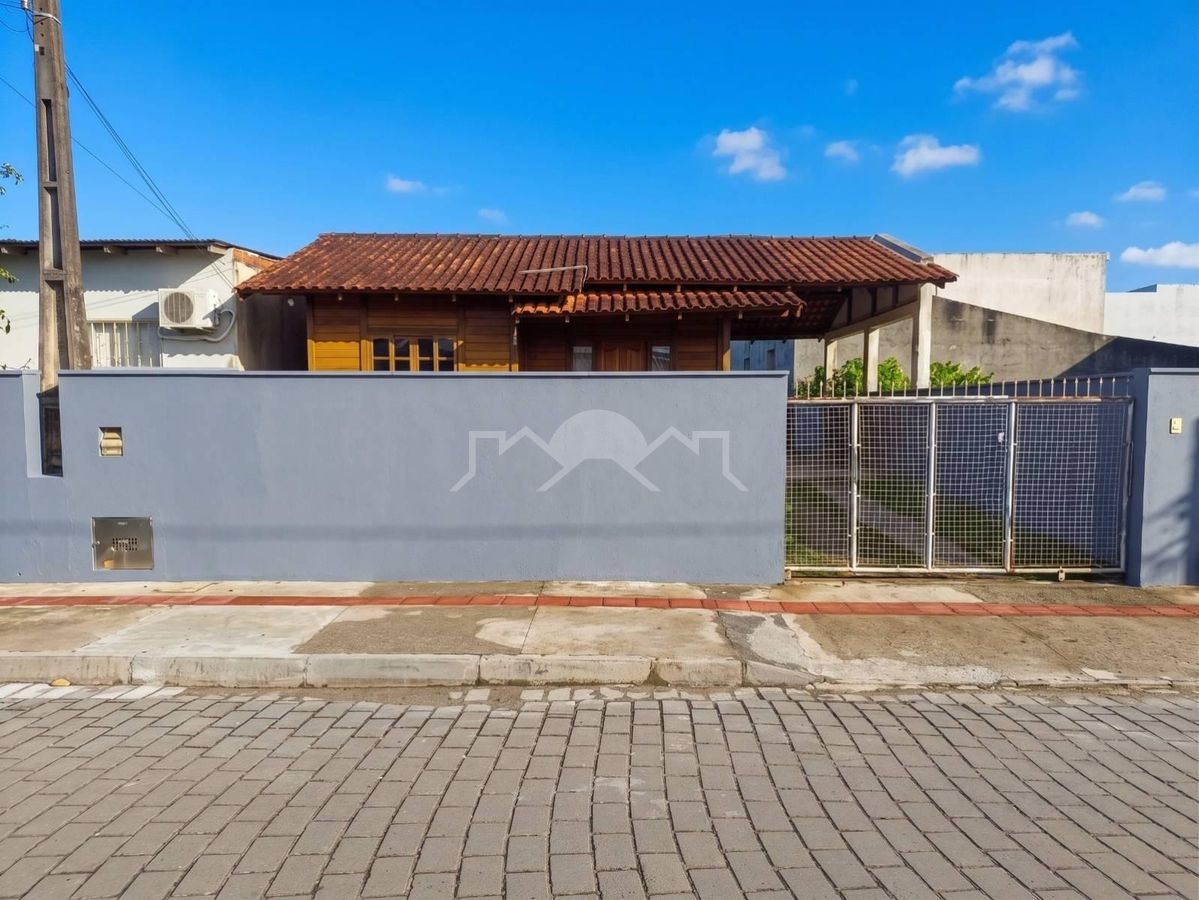 Casa, 2 quartos, 70 m² - Foto 2