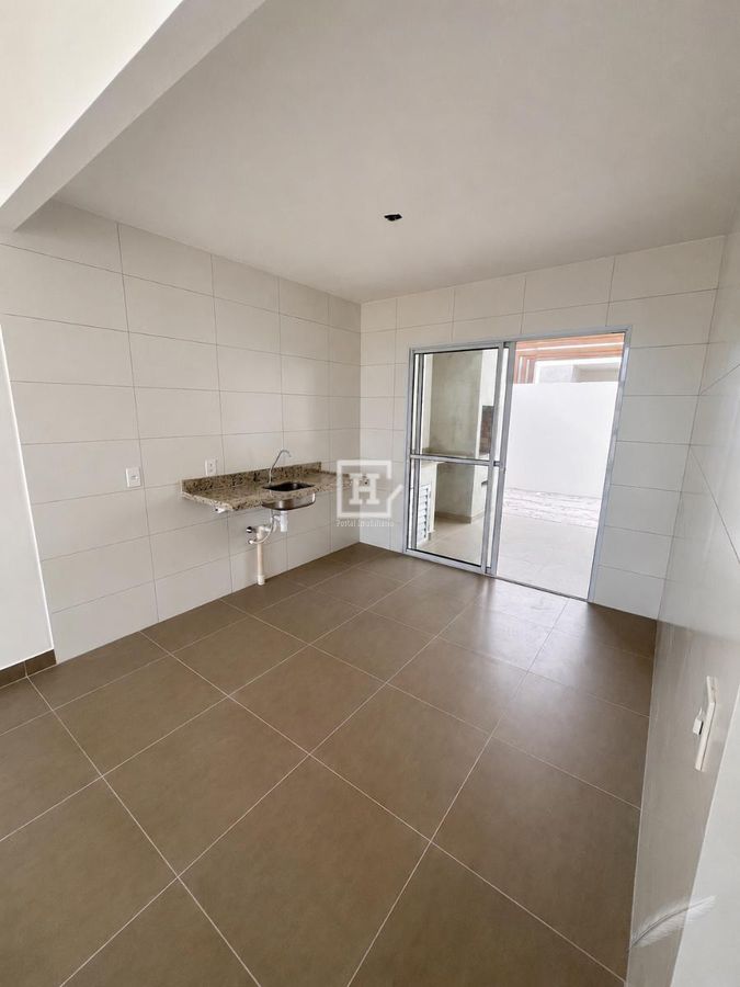 Casa de Condomínio com 3 quartos - Barra dos Coqueiros