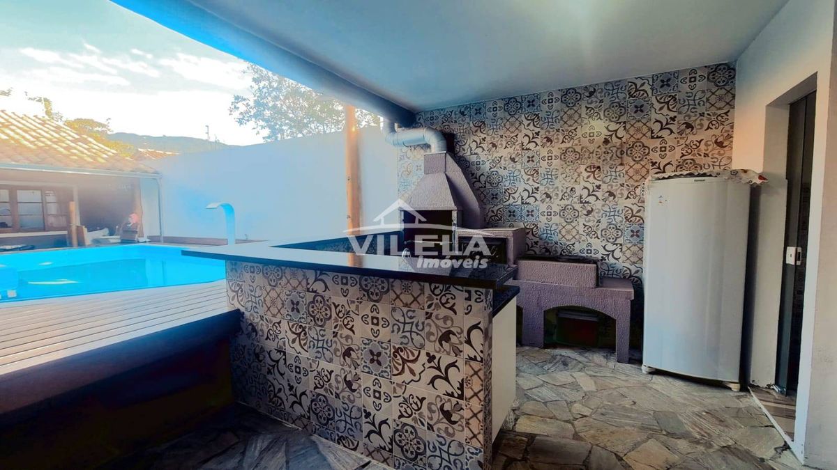 Sobrado com 4 quartos de Temporada, Perequê Mirim - Caraguatatuba