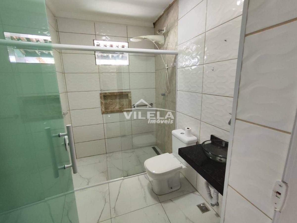 Casa com piscina na martin de sá-caraguatatuba-sp