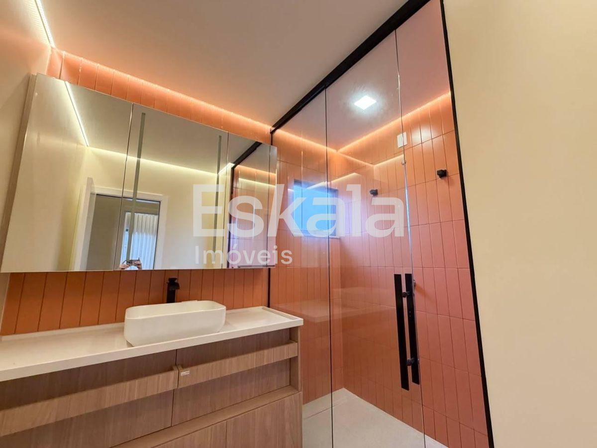 Casa Semimobiliada Com 01 Suíte + 02 Dormitórios Rau - Jaraguá Do Sul