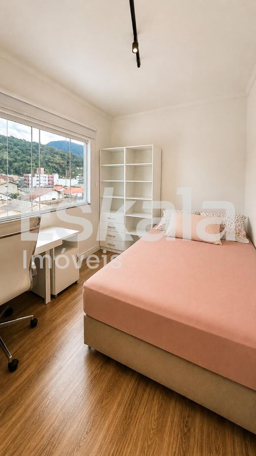 Apartamento Semi Mobiliado com 02 Quartos Czerniewicz - Jaraguá do Sul