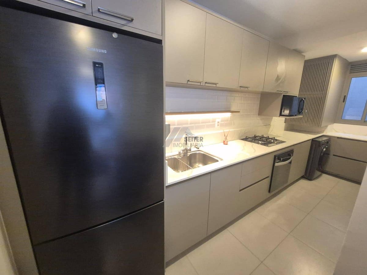 Apartamento a venda no Cacupe Florianopolis