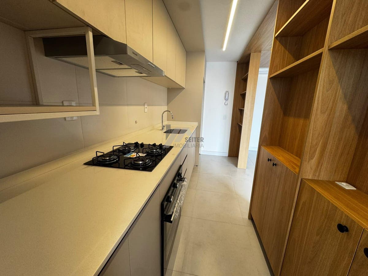 Apartamento 2 dormitórios no João Paulo
