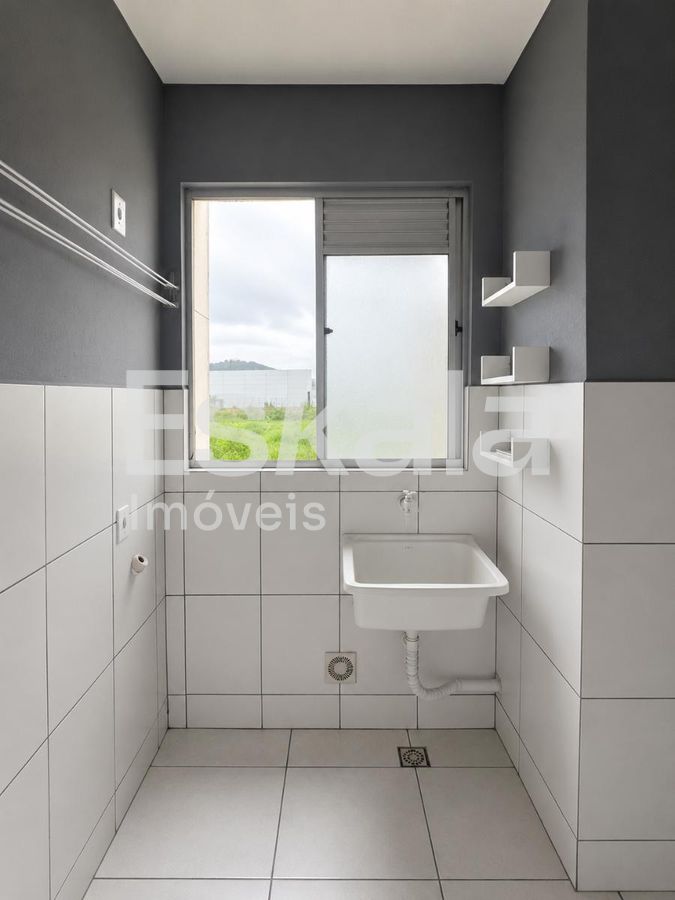 Apartamento com 02 dormitórios rio da luz - jaraguá do sul