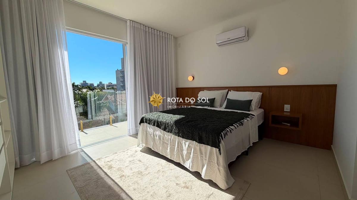 Sobrado Triplex 3 Suítes Praia Mariscal Bombinhas SC - 14
