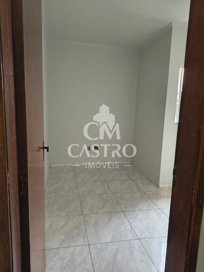 Sobrado 2 quartos em Parque Guaianazes, São Paulo. Padrão simples e funcional. 65m²
