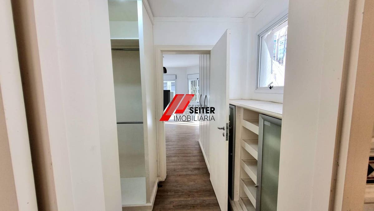 Apartamento de 4 dormitorios para alugar na Beira Mar de Florianopolis