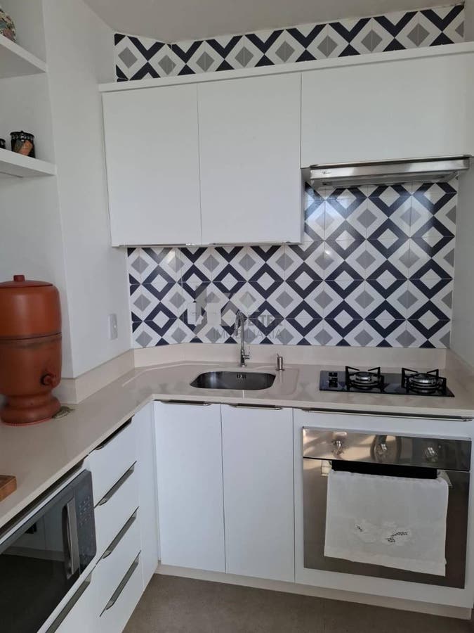 Apartamento com 2 quartos, Centro - Florianópolis