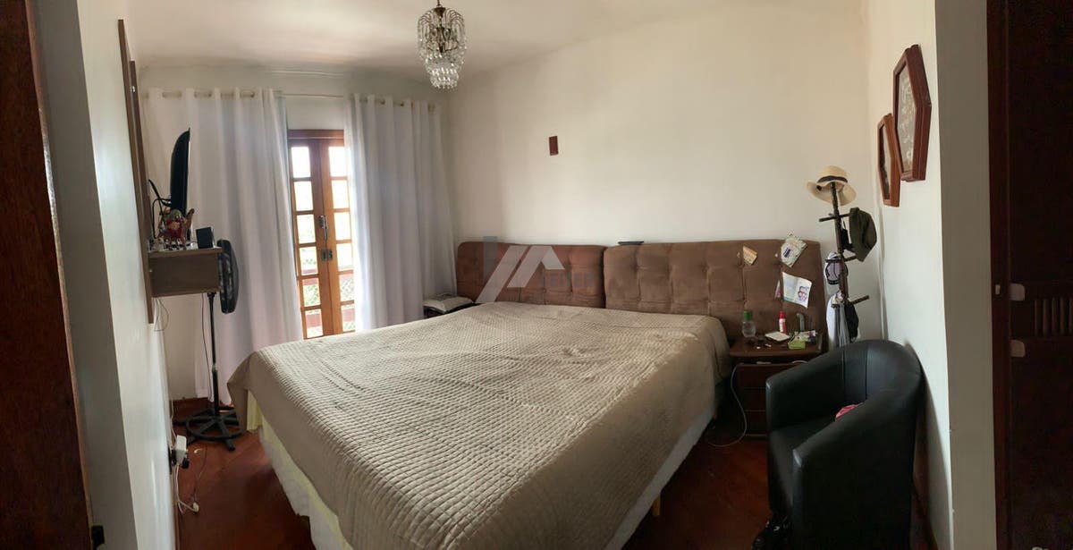 Casa com 5 quartos, Córrego Grande - Florianópolis