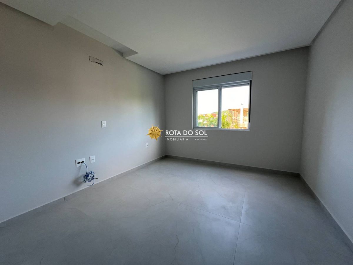 Vila das Galés Triplex 3 suítes beira mar Praia de Quatro Ilhas Bombinhas SC — foto 6
