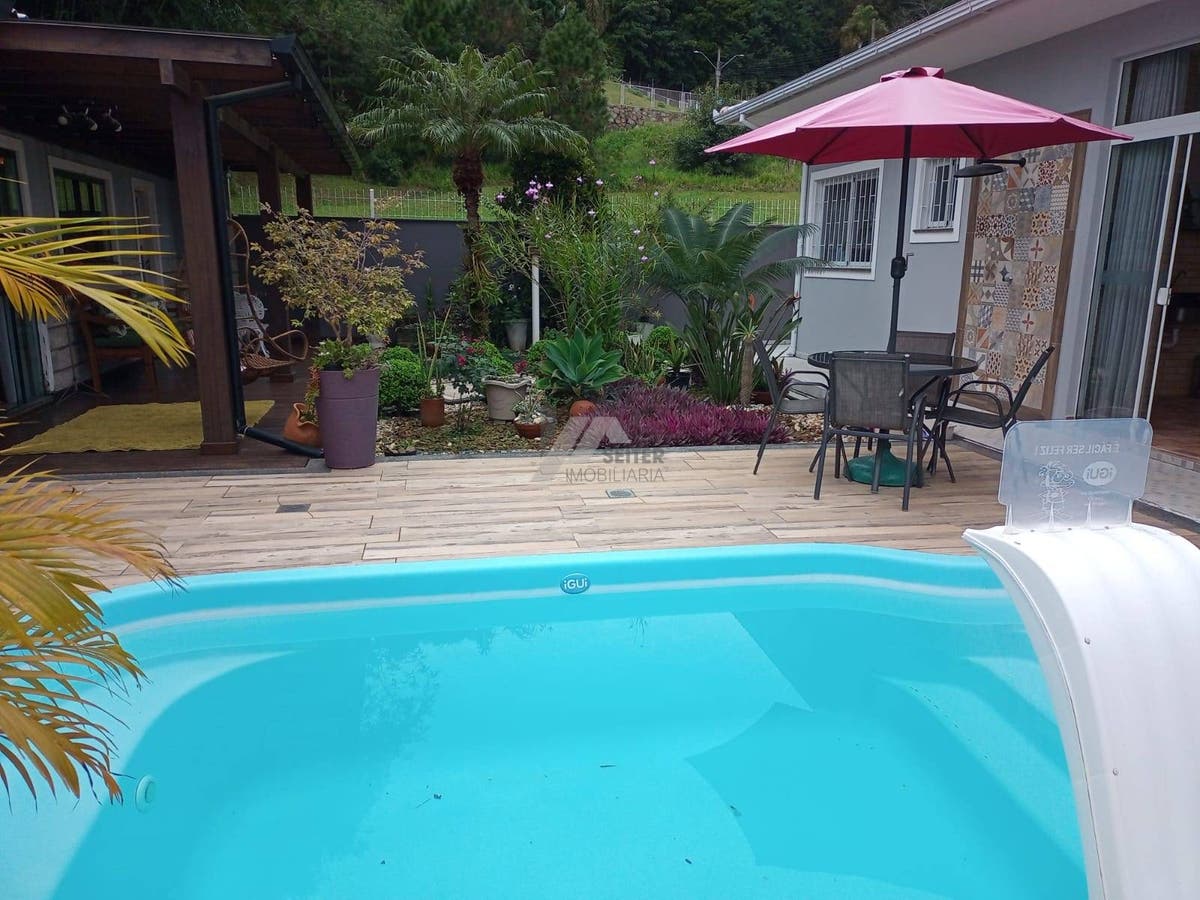 Casa no Jardim Germânia com 4 dormitórios