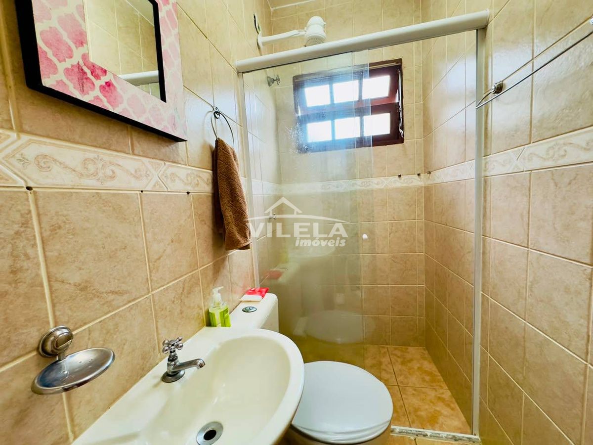 Casa Térrea-Bairro Jardim Britânia-Caraguatatuba-Sp