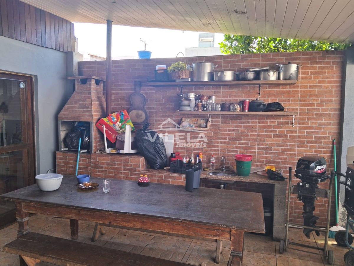 Oportunidade casa na avenida praia de caraguatatuba-sp