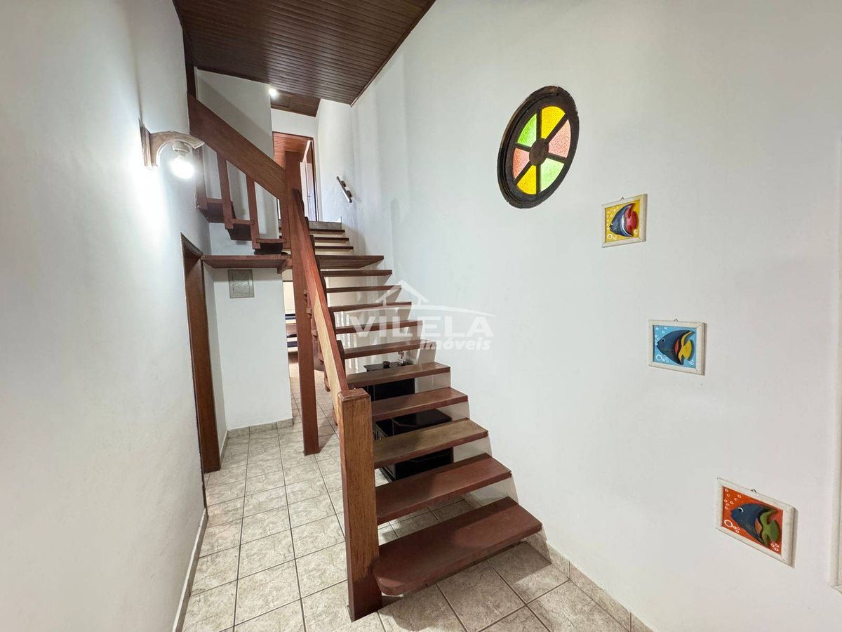 Casa Assobradada com Quintal Amplo e Vista para o Mar no Bairro Capricórnio – Caraguatatuba/Sp