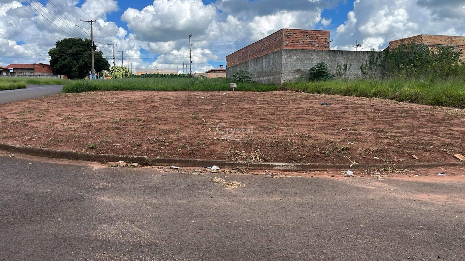 Terreno de Esquina com 400m² à Venda em Terras de São José - Avaré. Foto 2