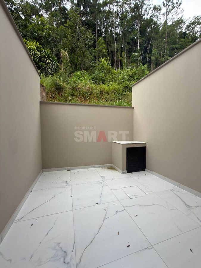 Geminado com 2 suítes no Tifa Martins