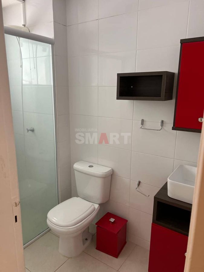 Apartamento 3 quartos semimobiliado com 2 vagas de garagem e box