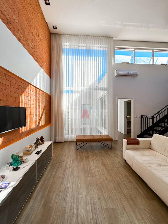 Ampla casa Mobiliada com 1 Suíte com Closet + 2 Quartos no São Luís